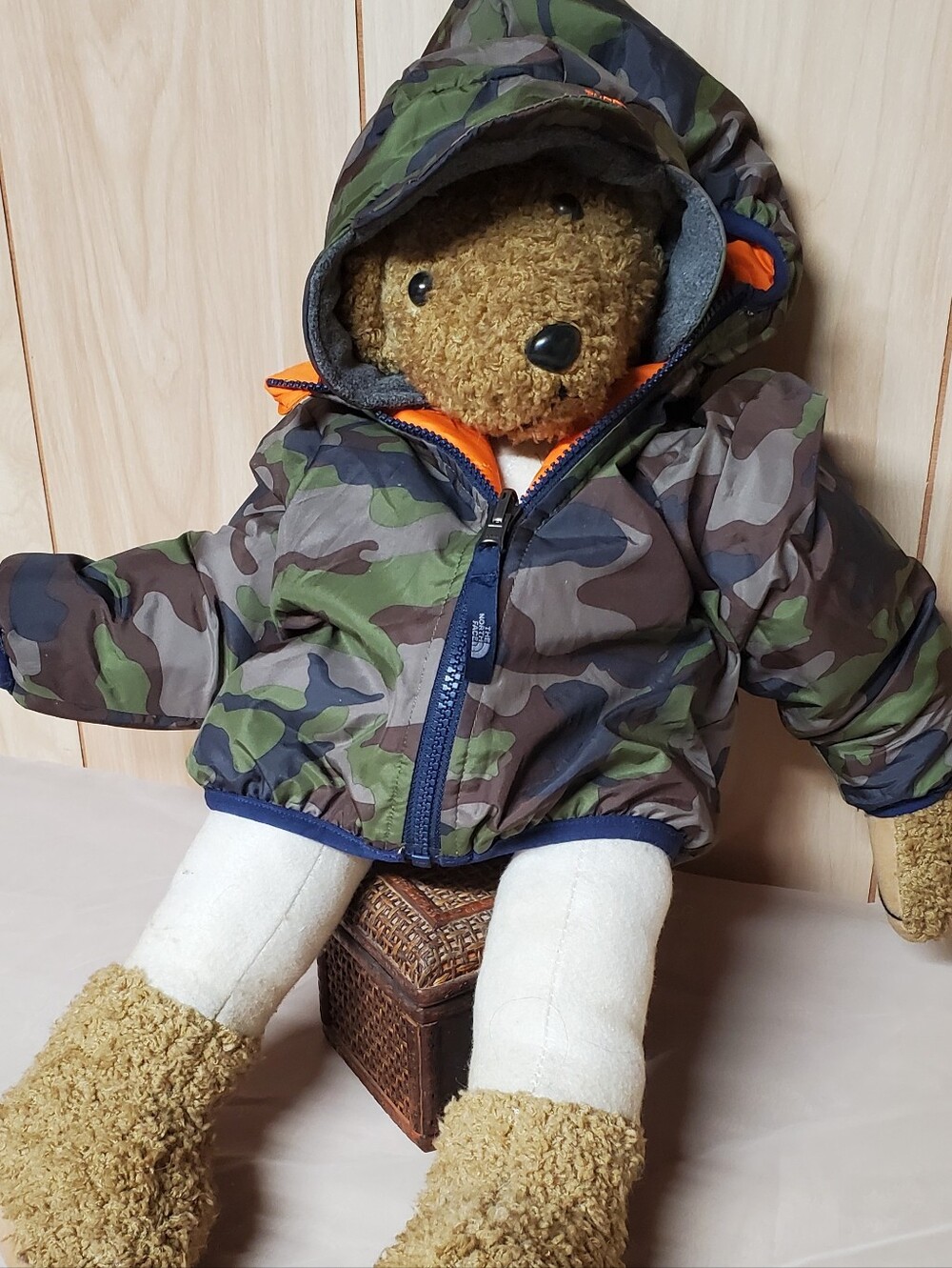 North Face Reversible Camo Puffer Coat With Earflap Trapper Hat  Size 3-6mos NEW
